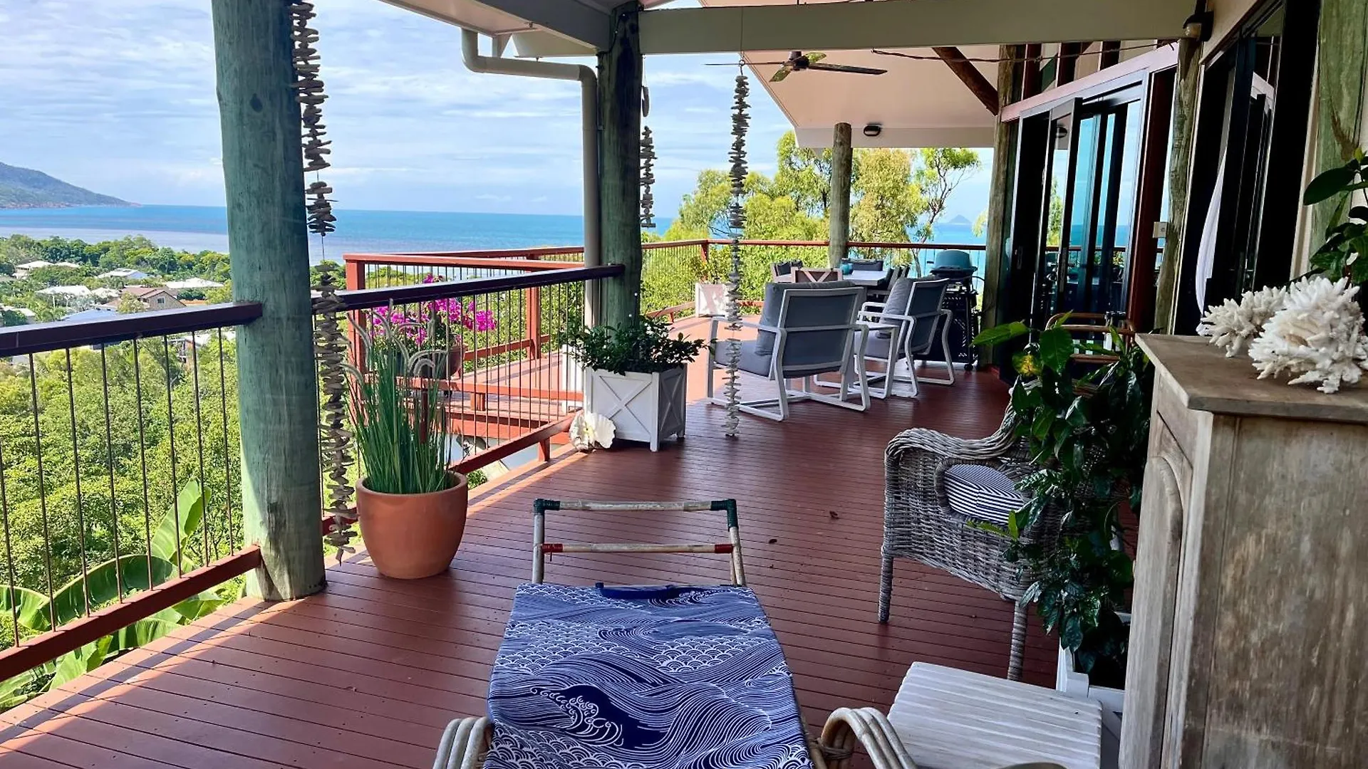 The Cowrie Shell, Hydeaway Bay Bed & Breakfast Hideaway Bay 0*,  Australia