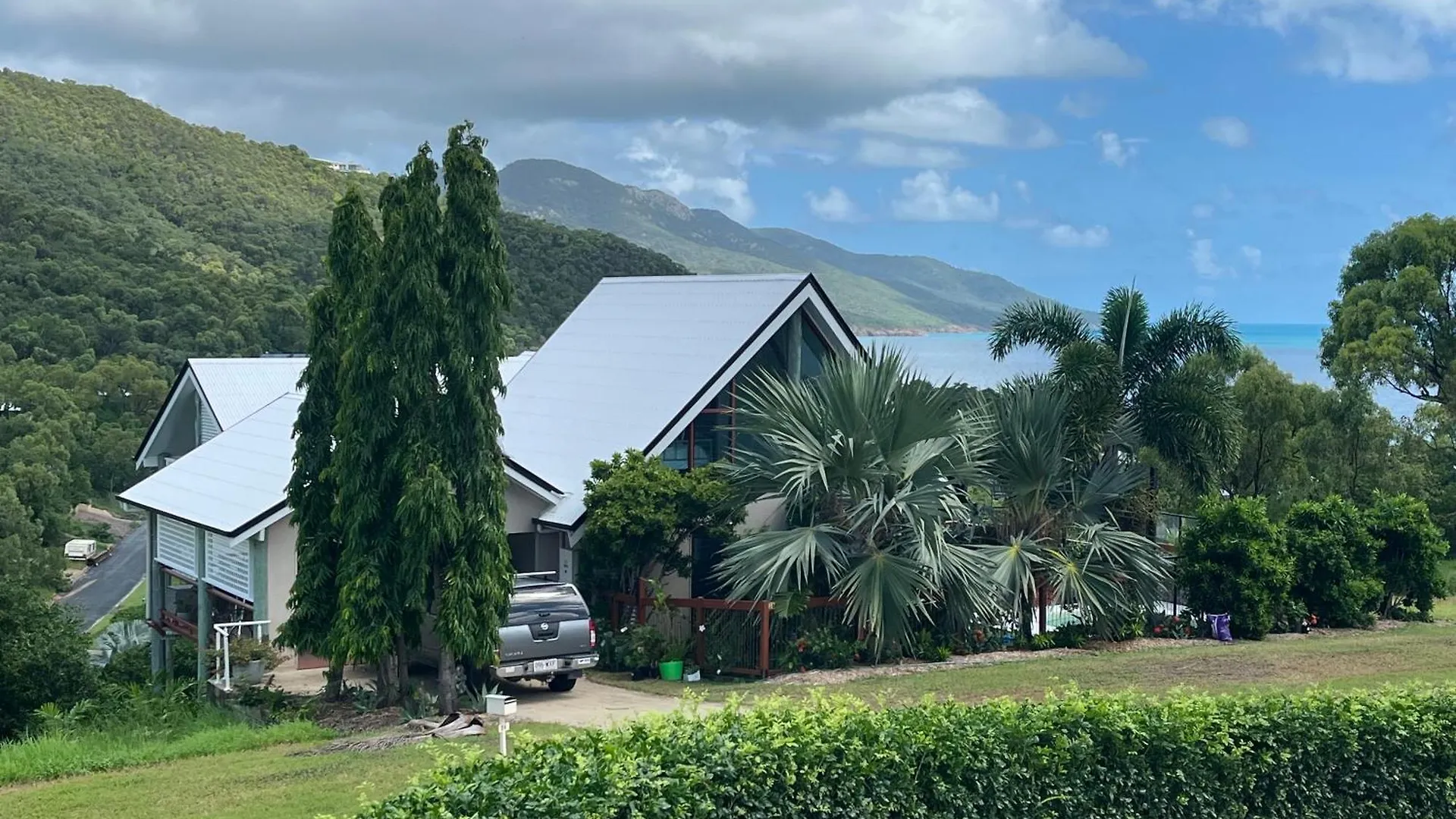 The Cowrie Shell, Hydeaway Bay Bed & Breakfast Hideaway Bay